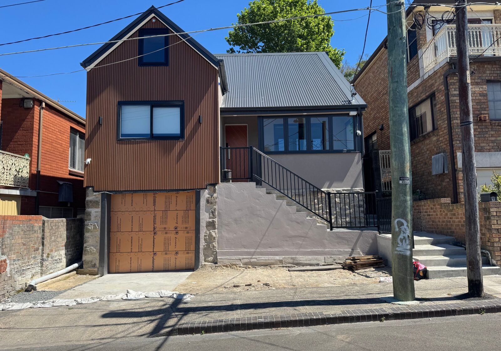 Front exterior of the Tempe home extension